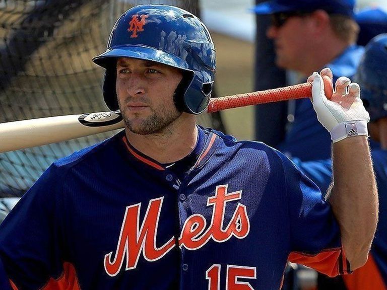 Tebow opens up about father's battle with Parkinson's disease