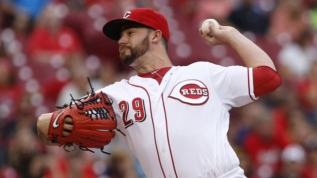 Reds set MLB single-season record for HRs allowed