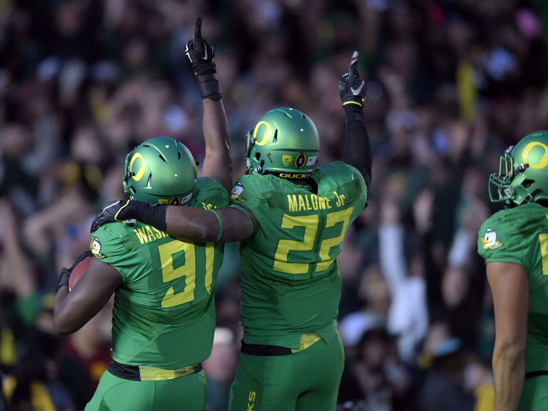 Oregon's 10 best uniform combinations