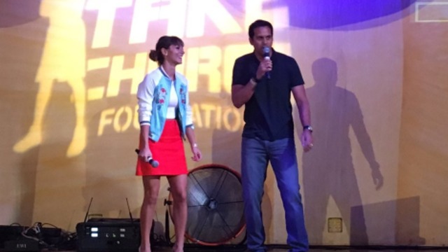 Heat's Spoelstra and wife sing 'Grease' theme song