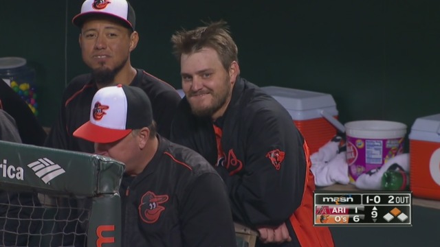 Miley caught flipping Goldschmidt the bird on live TV