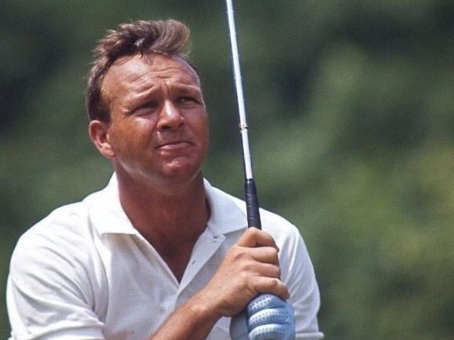 By the numbers: Arnold Palmer's legendary golf career