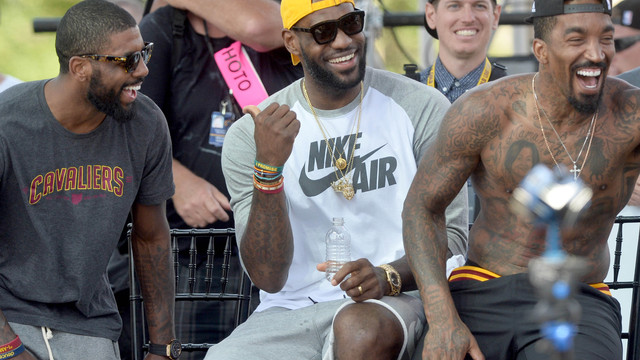 LeBron confident Cavs can work out deal with J.R. Smith
