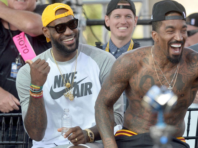LeBron confident Cavs can work out deal with J.R. Smith