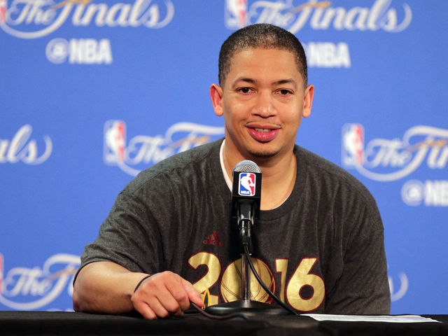 Lue took $100 from every Cav after Game 5, hid it in Oracle Arena ceiling