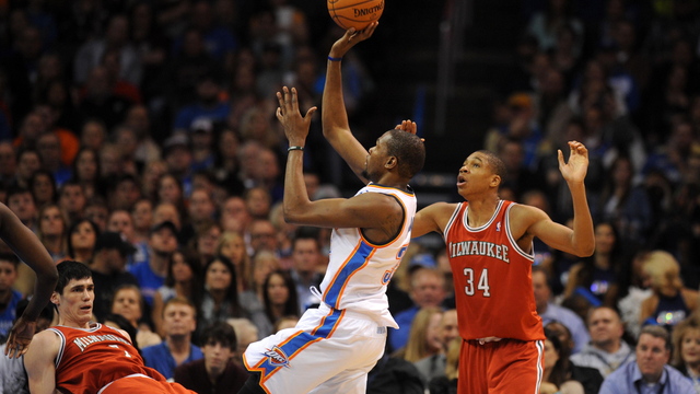 Giannis jokes about height: I'm '6-9 like KD'