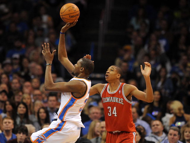 Giannis jokes about height: I'm '6-9 like KD'