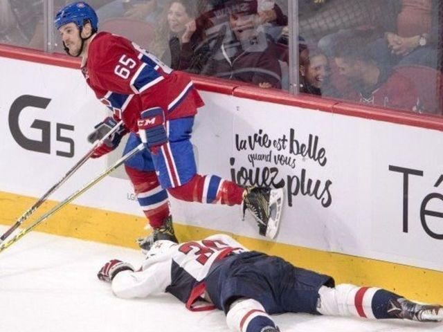 Andrew Shaw to have hearing for boarding Capitals' Hobbs