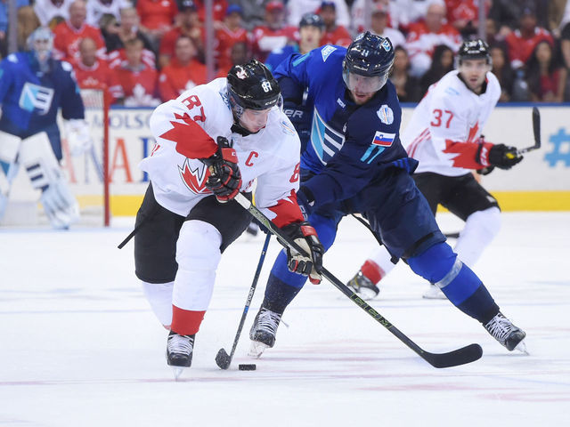 Kopitar, Gaborik displeased with officiating in Game 2