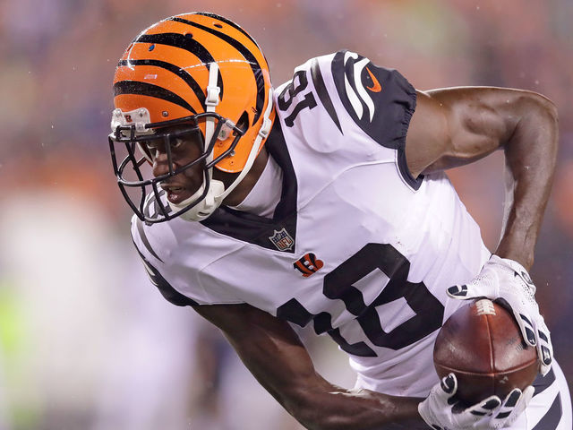 Green frustrated with Bengals' anemic offense: 'We are playing like s--t'