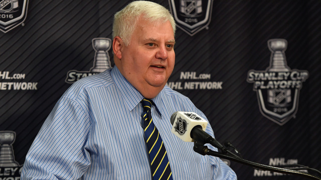Hitchcock leaves door open for NHL coaching return next season