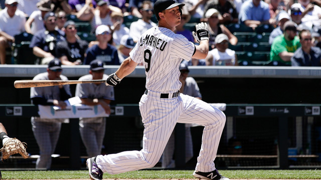 Weiss may bench LeMahieu to preserve NL batting title