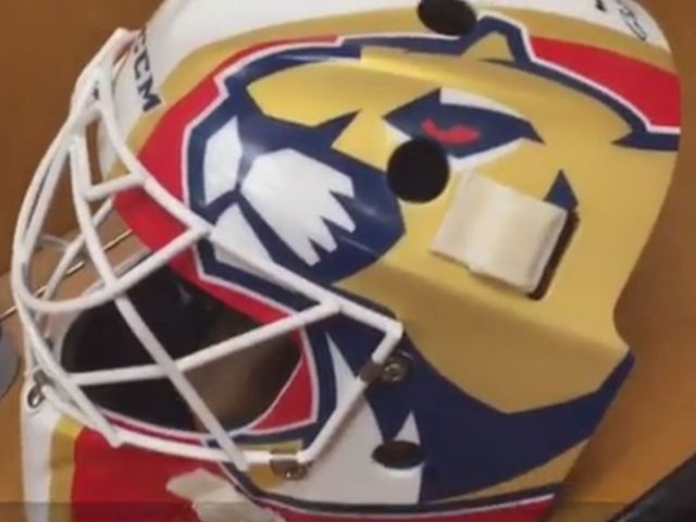 Luongo's latest mask features new, old Panthers logos