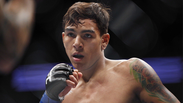Fili outworks Lobov as McGregor hams it up at UFC Gdansk