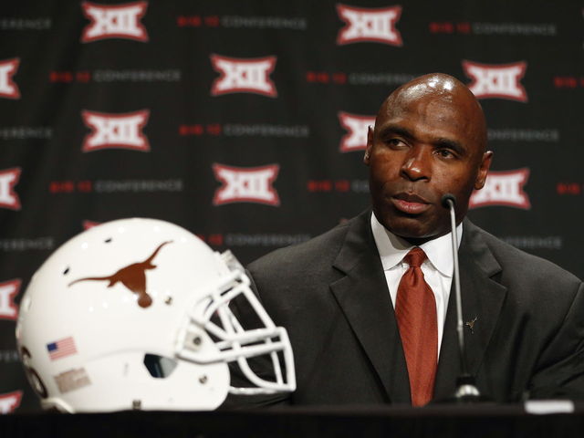 Report: Texas to fire Charlie Strong