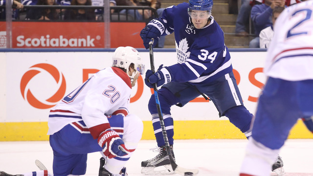 Auston Matthews opens as Calder Trophy favorite