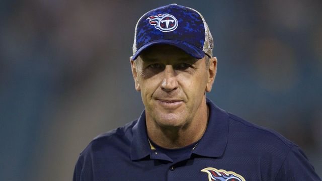 Titans owner backs Mularkey after victory over Chiefs