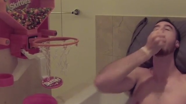 Kaminsky takes Skittles bath to next level