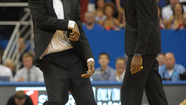 Wiggins aims to dunk on former Jayhawks teammate Embiid