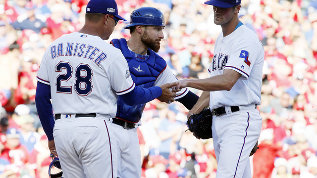 Hamels roughed up in career-worst playoff start