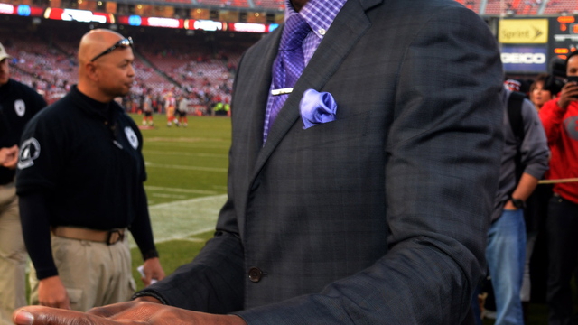 HOFer Jerry Rice fills retirement time by crashing weddings