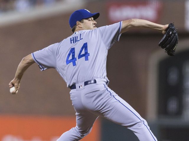 Dodgers' Hill tried to heal blister by peeing on hand