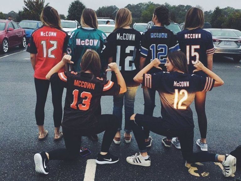 Josh McCown represented by daughter and friends at school jersey day
