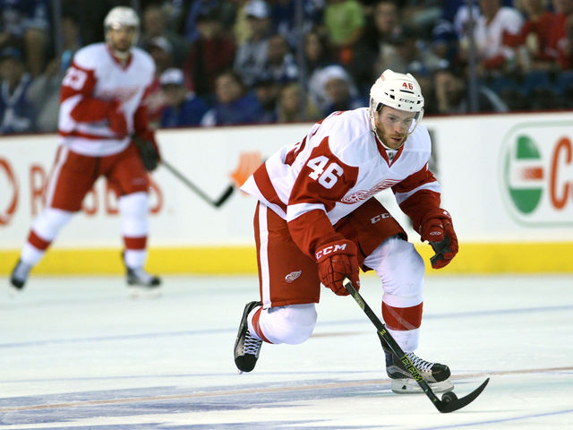 Red Wings' Street released from hospital after taking skate to neck