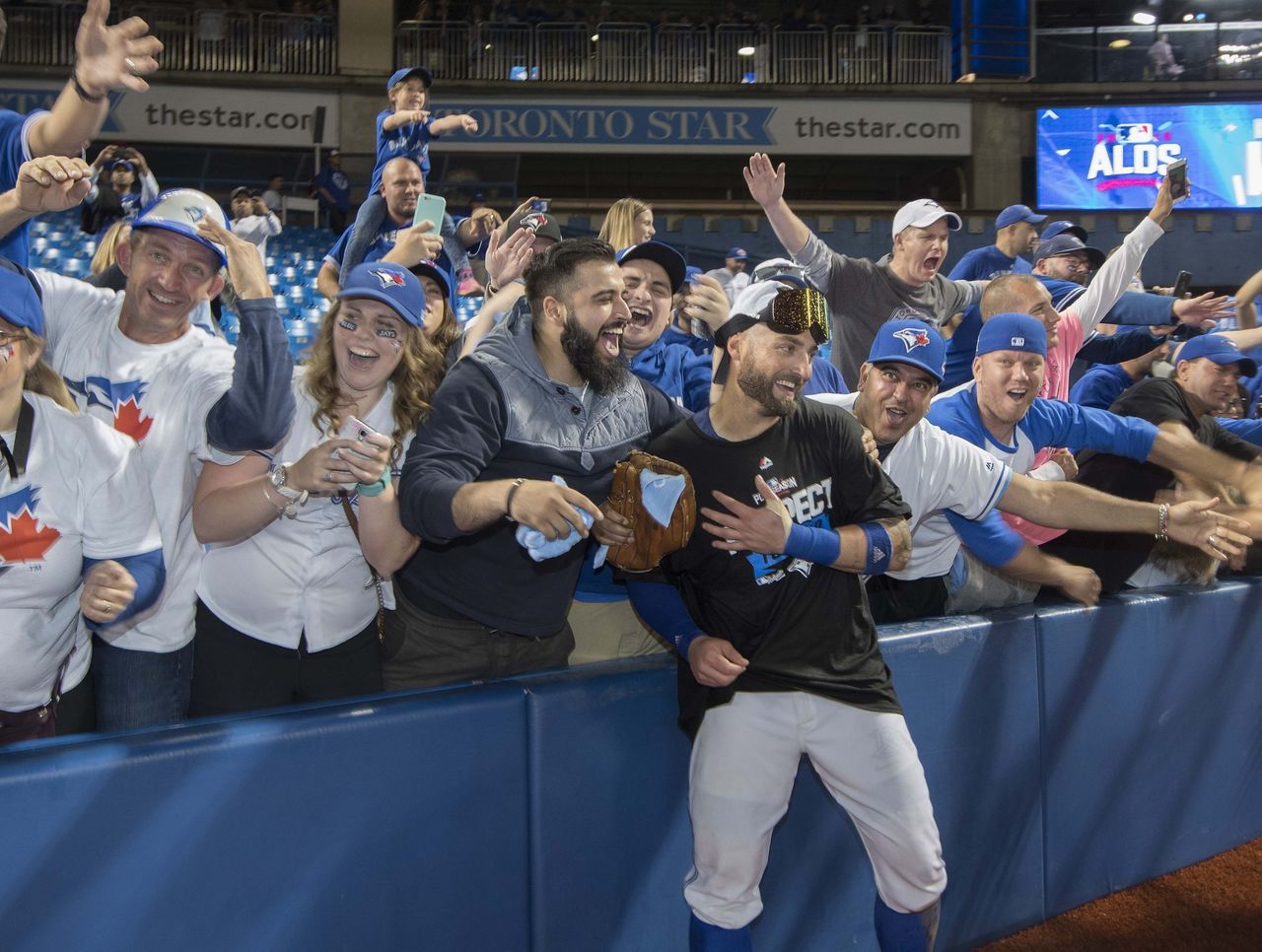 Detailed Blue Jays Rally For Second Straight Walk-off After Cease's Strong Debut Capture in 4K Detailed Blue Jays Rally For Second Straight Walk-off After Cease's Strong Debut Capture in 4K