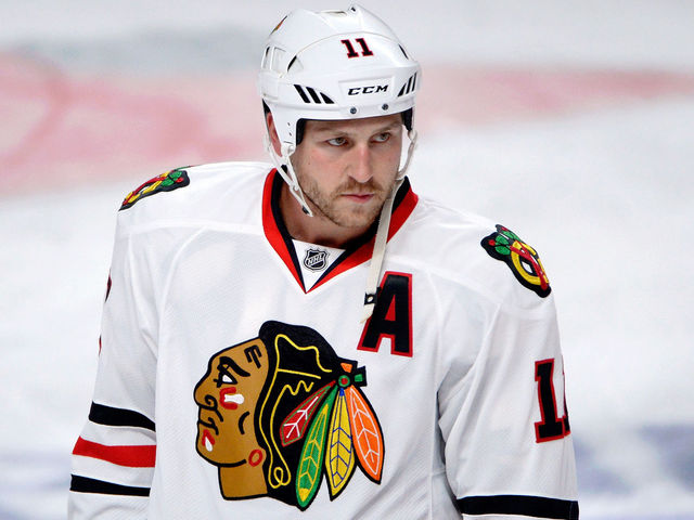 Blackhawks' Desjardins out 4-6 weeks with lower-body injury
