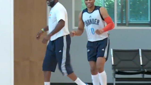 OKC coach goes nuts after scoring on Steven Adams