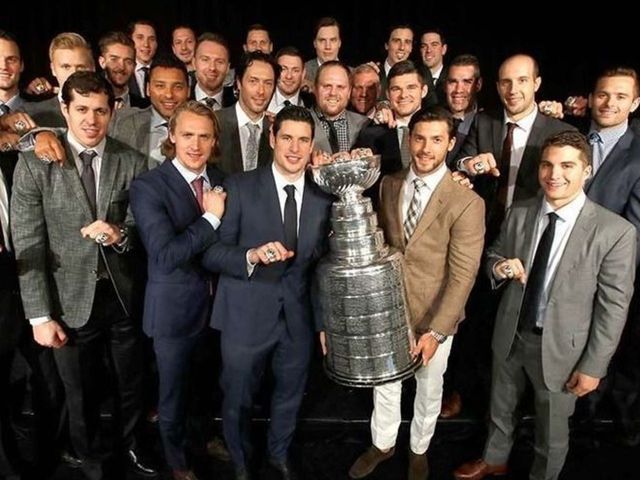 Penguins celebrate championship with Stanley Cup rings
