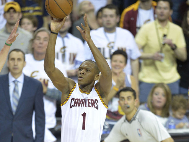 Cavaliers' Jones confident Bosh will play again