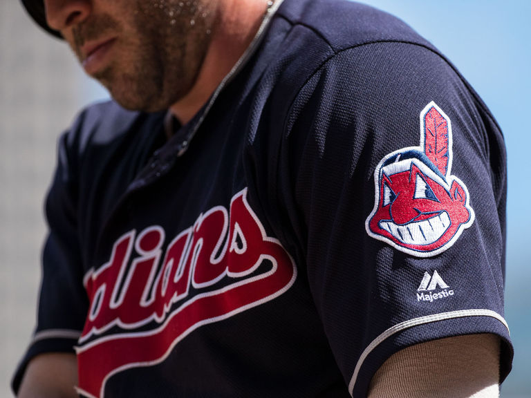 Blue Jays radio announcer won't say 'Indians' during ALCS