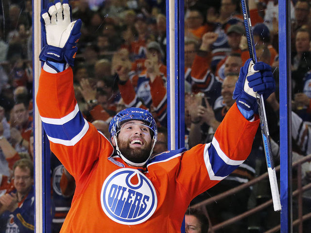 Watch: Maroon scores 1st goal in Oilers' new arena