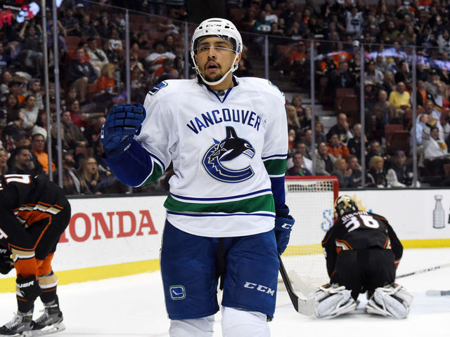 Ducks claim Etem off waivers from Canucks