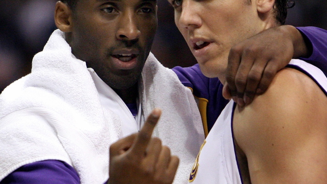 Kobe once scored 70 on hung-over Walton in practice