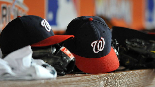 5 people saved from sinking boat in Washington after Nationals' loss