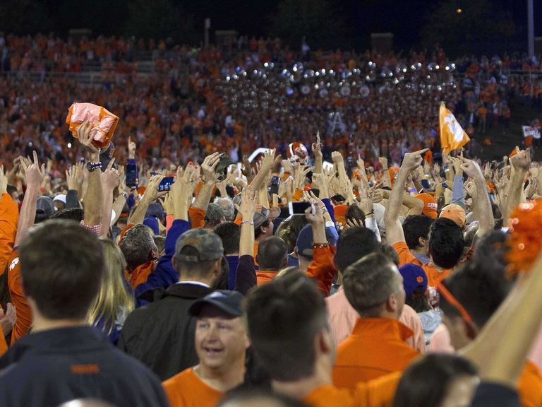 Storming the field has Clemson tradition