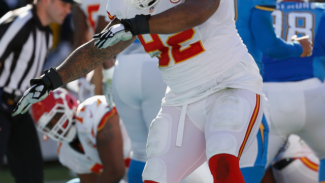 Top Free Agents: Poe, Short lead class of available D-linemen