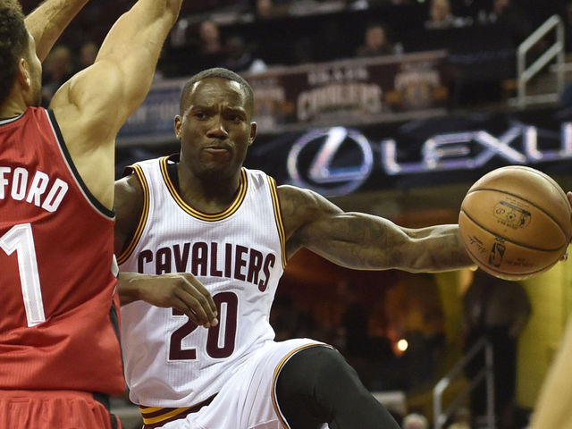 Lue names rookie Felder as Cavs' backup PG