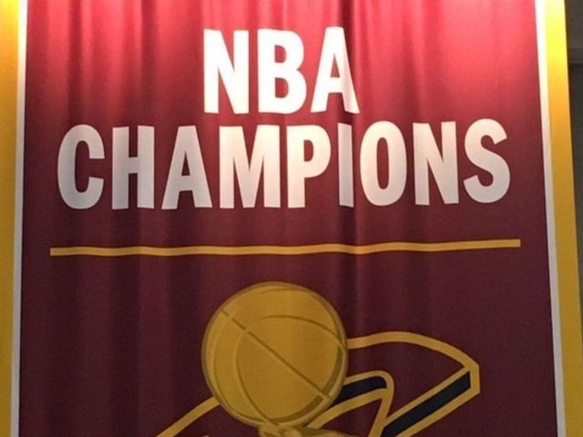 Cavs owner shares sneak peek of 2016 championship banner