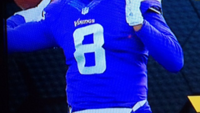 Bradford's head Photoshopped on Bridgewater's body during broadcast