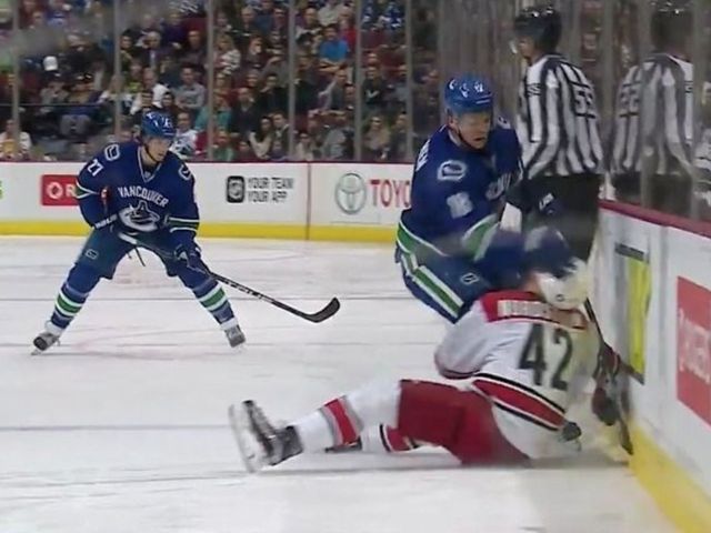 Watch: Virtanen slams Nordstrom's head into boards after check