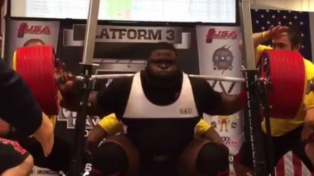 Powerlifter sets record with 1,005-pound raw squat