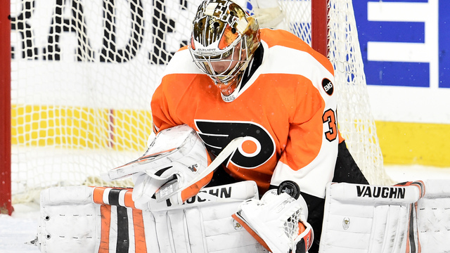Flyers' Neuvirth injured in win over Wild