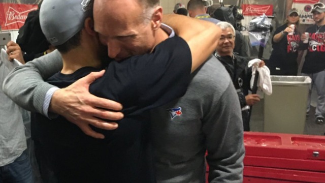 Shapiro congratulates Indians during AL pennant celebration