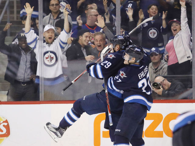 Trending Up, Trending Down: Laine sizzles, Russell hot takes fizzle