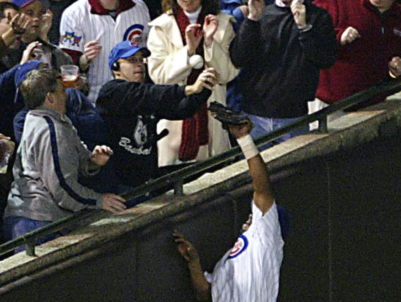 NLCS Game 6 at Wrigley evokes Bartman memories | theScore.com