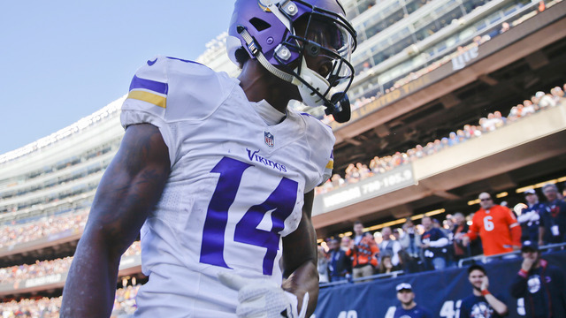Vikings' Diggs returns to face Browns after 2-game absence
